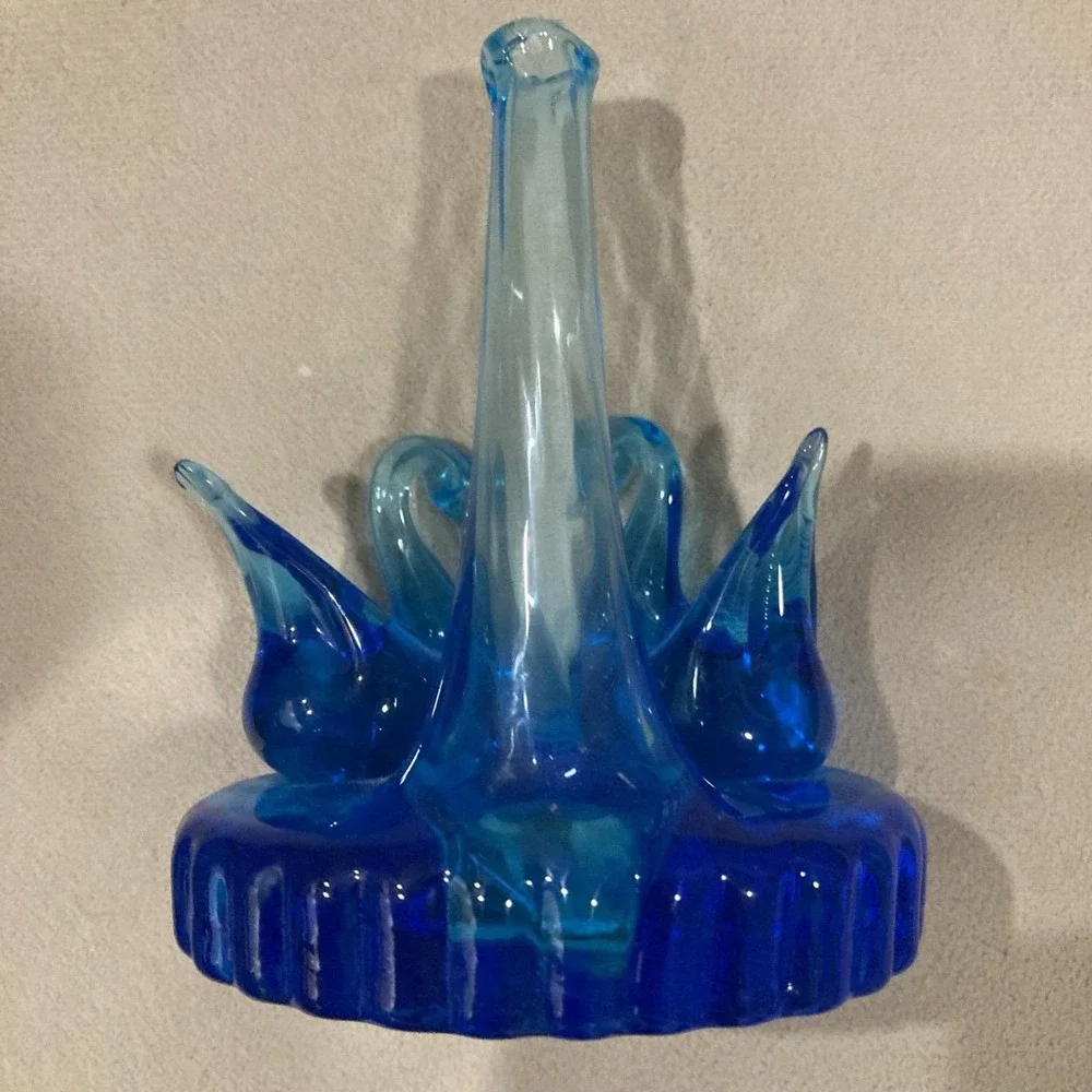 Vintage 1987 Ozark Art Studios Cobalt Blue Swan Bud Vase - Signed‎